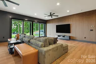 538 Pinnacle Mountain Preserve Rd, Zirconia, NC 28790 - Photo 18