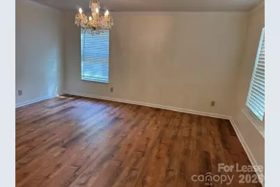 8428 Panglemont Drive, Charlotte, NC 28269 - Photo 6