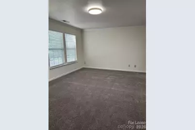 8428 Panglemont Drive, Charlotte, NC 28269 - Photo 8