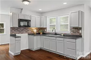 406 Green St, Lincolnton, NC 28092 - Photo 14