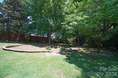 610 Hawthorne Lane, Charlotte, NC 28204 - Photo 16
