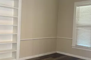 201 E 3rd Ave, Gastonia, NC 28052 - Photo 4