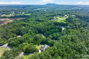 7940 Oakmont Ct, Hickory, NC 28602 - Photo 42