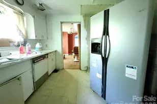 198 Fayetteville St, Asheville, NC 28806 - Photo 6