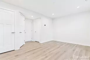 1414 Newell Towns Ln, Charlotte, NC 28262 - Photo 10