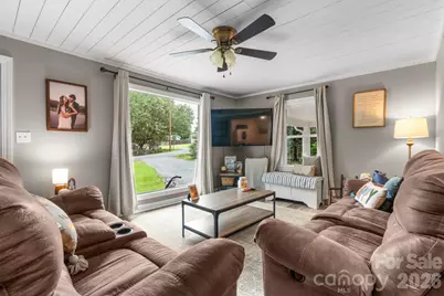 403 Shasta Lane SW, Lenoir, NC 28645 - Photo 6