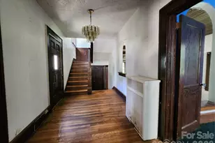 63 Westover Dr, Asheville, NC 28801 - Photo 2