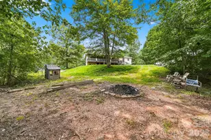 2093 Conley Bumgarner Rd, Morganton, NC 28655 - Photo 20