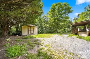 2093 Conley Bumgarner Rd, Morganton, NC 28655 - Photo 18