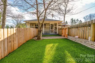 2 Bevlyn Dr, Asheville, NC 28803 - Photo 38