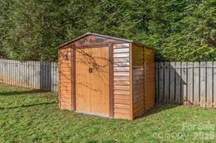 2 Bevlyn Dr, Asheville, NC 28803 - Photo 46