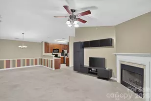 11232 Hyde Pointe Ct, Charlotte, NC 28262 - Photo 8
