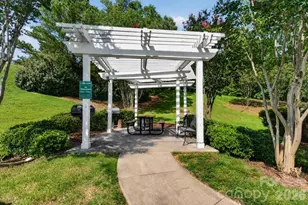11232 Hyde Pointe Ct, Charlotte, NC 28262 - Photo 32