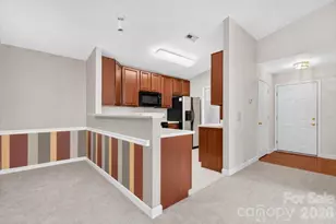 11232 Hyde Pointe Ct, Charlotte, NC 28262 - Photo 10