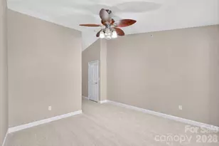 11232 Hyde Pointe Ct, Charlotte, NC 28262 - Photo 20