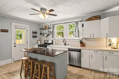 412 N 1st Avenue, Maiden, NC 28650 - Photo 10