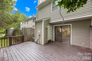 8426 Rust Wood Pl, Charlotte, NC 28227 - Photo 18