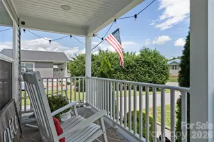 46 Janie Dr, Clyde, NC 28721 - Photo 2