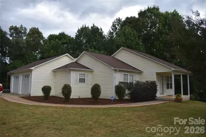 26 Chipmunk Ridge, Marion, NC 28752 - Photo 2