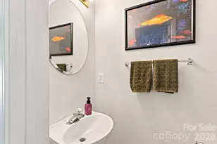 10171 Reindeer Way Ln, Charlotte, NC 28216 - Photo 12