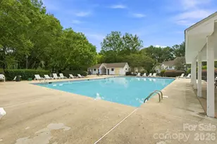 10171 Reindeer Way Ln, Charlotte, NC 28216 - Photo 14