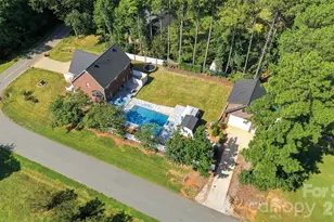 7189 Windy Pine Cir, Denver, NC 28037 - Photo 1