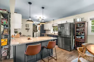 821 Normandy View St, Gastonia, NC 28052 - Photo 8