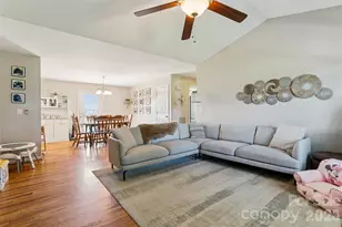 550 Stable Brook Ln, Taylorsville, NC 28681 - Photo 8