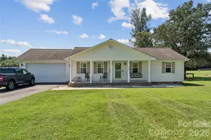 550 Stable Brook Ln, Taylorsville, NC 28681 - Photo 2