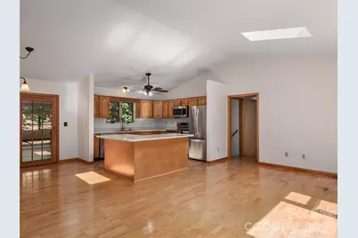 63 Independence Boulevard, Asheville, NC 28805 - Photo 6