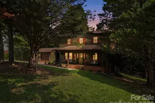2709 Stockwood Dr, Gastonia, NC 28056 - Photo 2