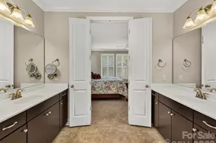 12323 Cherrybark Ln, Charlotte, NC 28278 - Photo 20