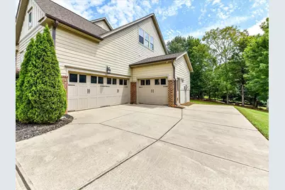 12323 Cherrybark Lane, Charlotte, NC 28278 - Photo 38