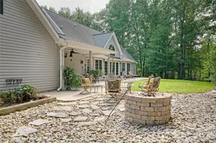 846 Old US 221 Hwy S, Marion, NC 28752 - Photo 32