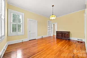 433 N Cedar St, Lincolnton, NC 28092 - Photo 16