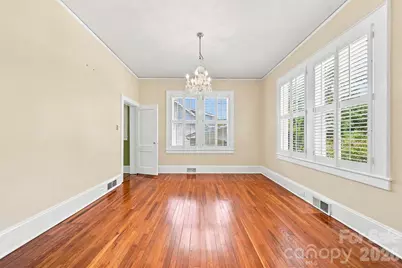 433 N Cedar Street, Lincolnton, NC 28092 - Photo 8