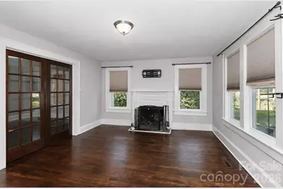 401 N Oakland Avenue, Statesville, NC 28677 - Photo 6
