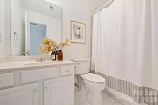 1912 Dearmon Dr, Charlotte, NC 28205 - Photo 12