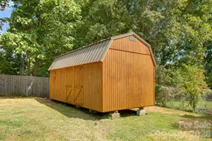162 Phillips Valley Rd, Mars Hill, NC 28754 - Photo 30