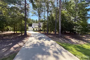 6083 Chimney Bluff Rd, Lancaster, SC 29720 - Photo 22