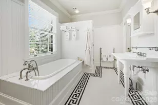 1401 Queens Rd W, Charlotte, NC 28207 - Photo 26