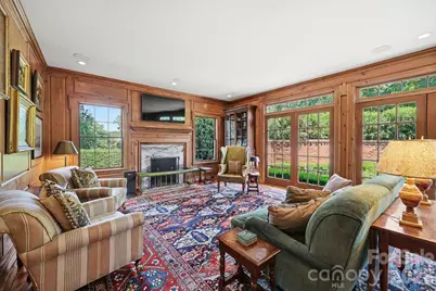 1401 Queens Road W, Charlotte, NC 28207 - Photo 16