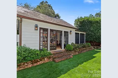 1401 Queens Road W, Charlotte, NC 28207 - Photo 38