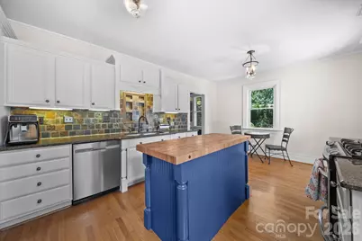 424 S York Street, Gastonia, NC 28052 - Photo 12