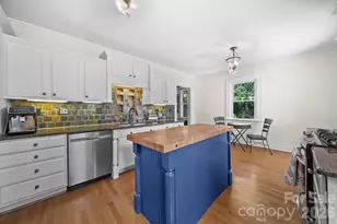 424 S York St, Gastonia, NC 28052 - Photo 12