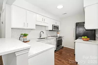 5009 Sharon Road #I, Charlotte, NC 28210 - Photo 10