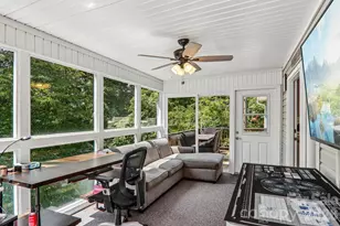 7 Maple Leaf Dr, Hendersonville, NC 28739 - Photo 14