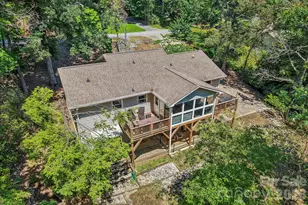7 Maple Leaf Dr, Hendersonville, NC 28739 - Photo 38