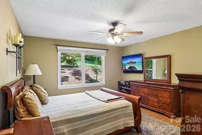 7 Maple Leaf Drive, Hendersonville, NC 28739 - Photo 16