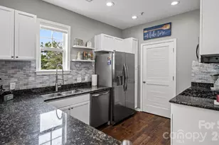 18736 Nautical Dr, Cornelius, NC 28031 - Photo 12